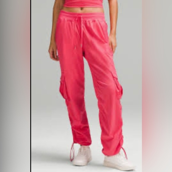 Lululemon Dance Studio Relaxed Fit Mid - Rise Cargo Pant - Picture 1 of 9
